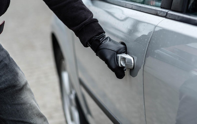 Automobile Burglars Can Hack into Present-day Computerized Automobiles