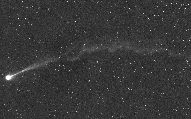Watch a Comet’s Tail Get Mangled by the Solar