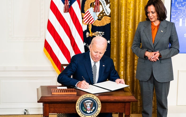 Biden’s Govt Buy on AI Is a Superior Start, Professionals Say, but Not Sufficient