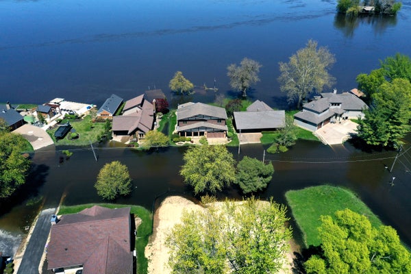 1st-At any time Flood Forecasting Maps Demonstrate Homes and Streets at Possibility