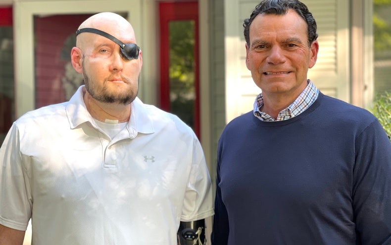 Physicians Finish To start with Thriving Experience and Total-Eye Transplant