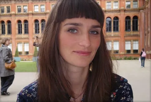 How Typically Should really You Wash Your Hair? - Adult Guest Blog